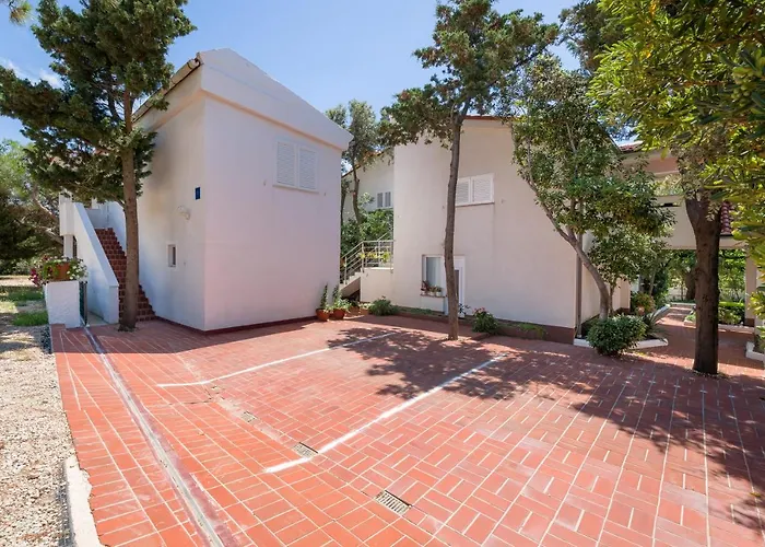 Apartmani Biserka